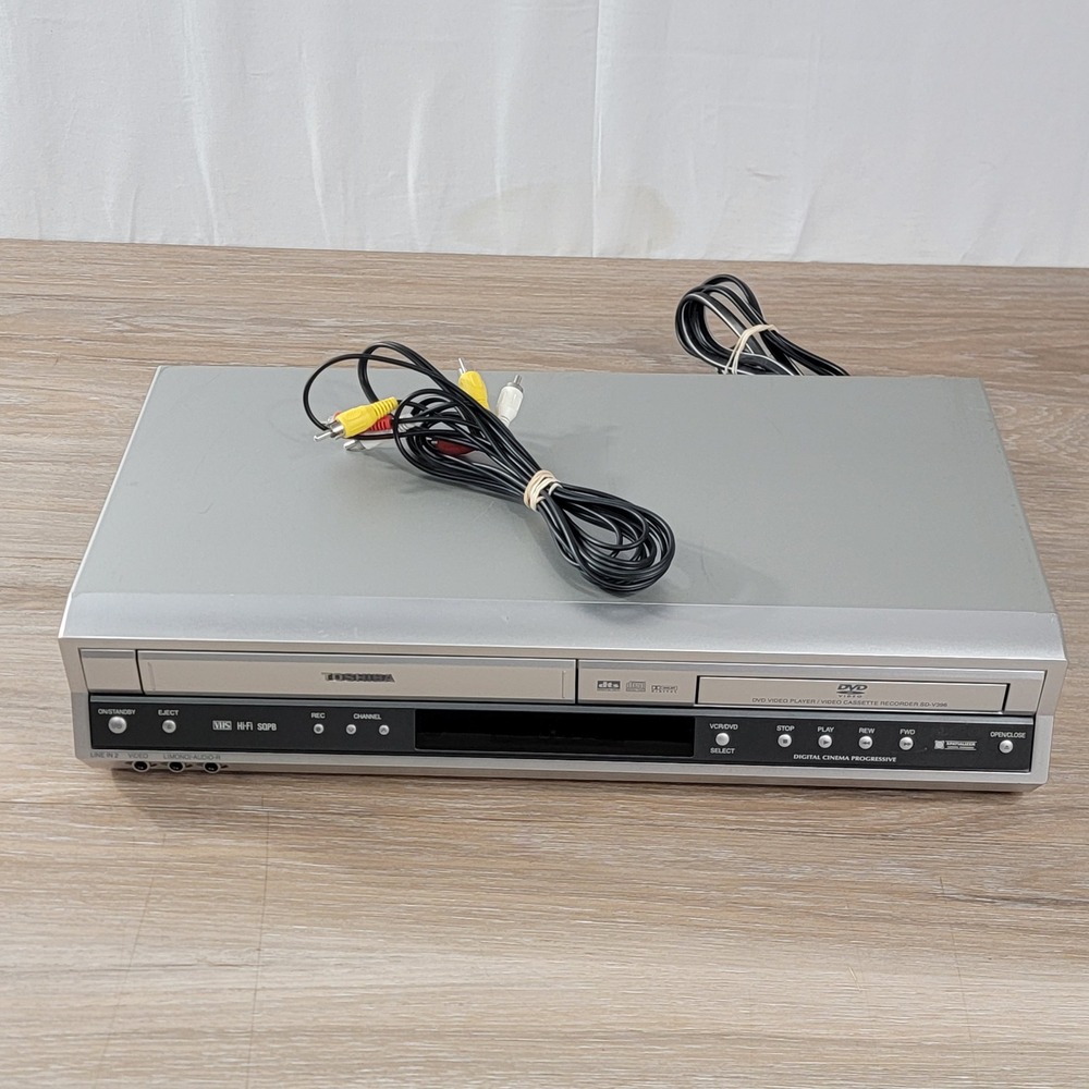 Toshiba SD-V396SU2 DVD VCR Combo Player Silver 4-Head Hi-Fi Digital Progressive